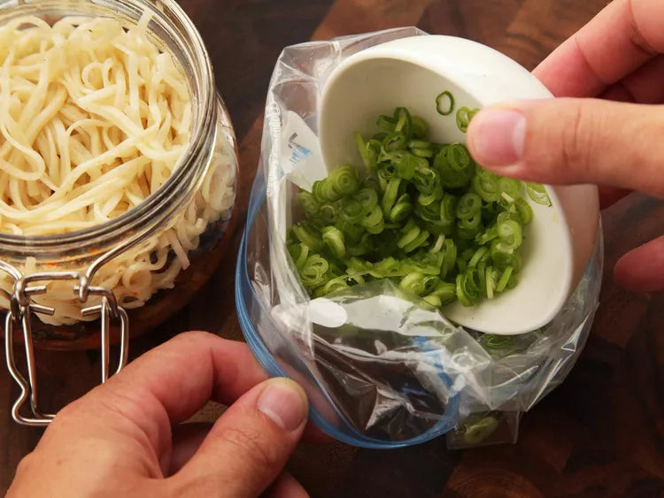 MEAL PREPPING - DIY 30g HIGH PROTEIN NOODLE BOWLS